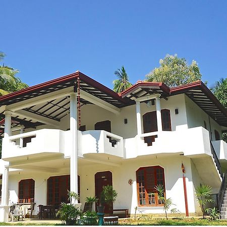 Dream House Hotel Dikwella Bagian luar foto
